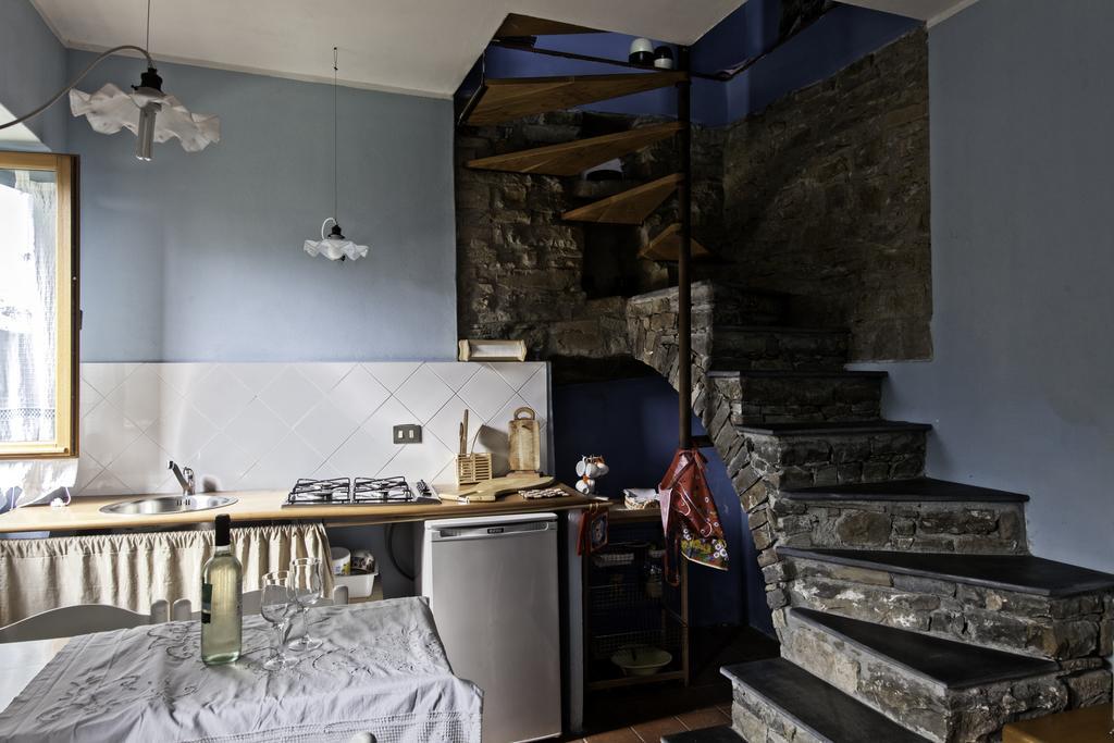 Agriturismo Terre Del Mistero Apricale Rum bild
